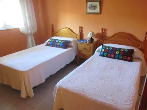 Hostal Playa Hidalgo Rota Exteriör bild